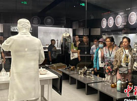 社會各界在偽滿皇宮紀念“七七事變”86周年